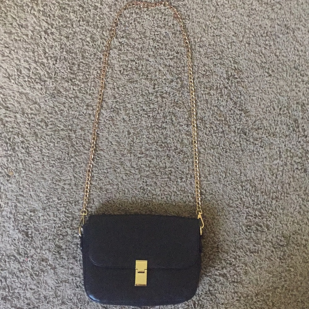 Black crossbody purse
